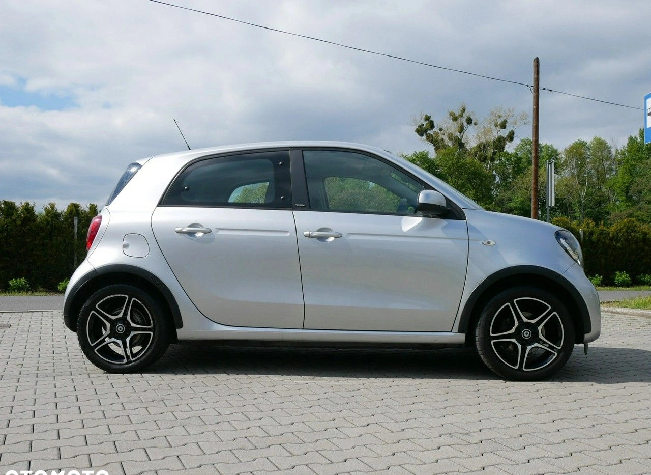 Smart Forfour cena 39800 przebieg: 38000, rok produkcji 2018 z Krzywiń małe 596